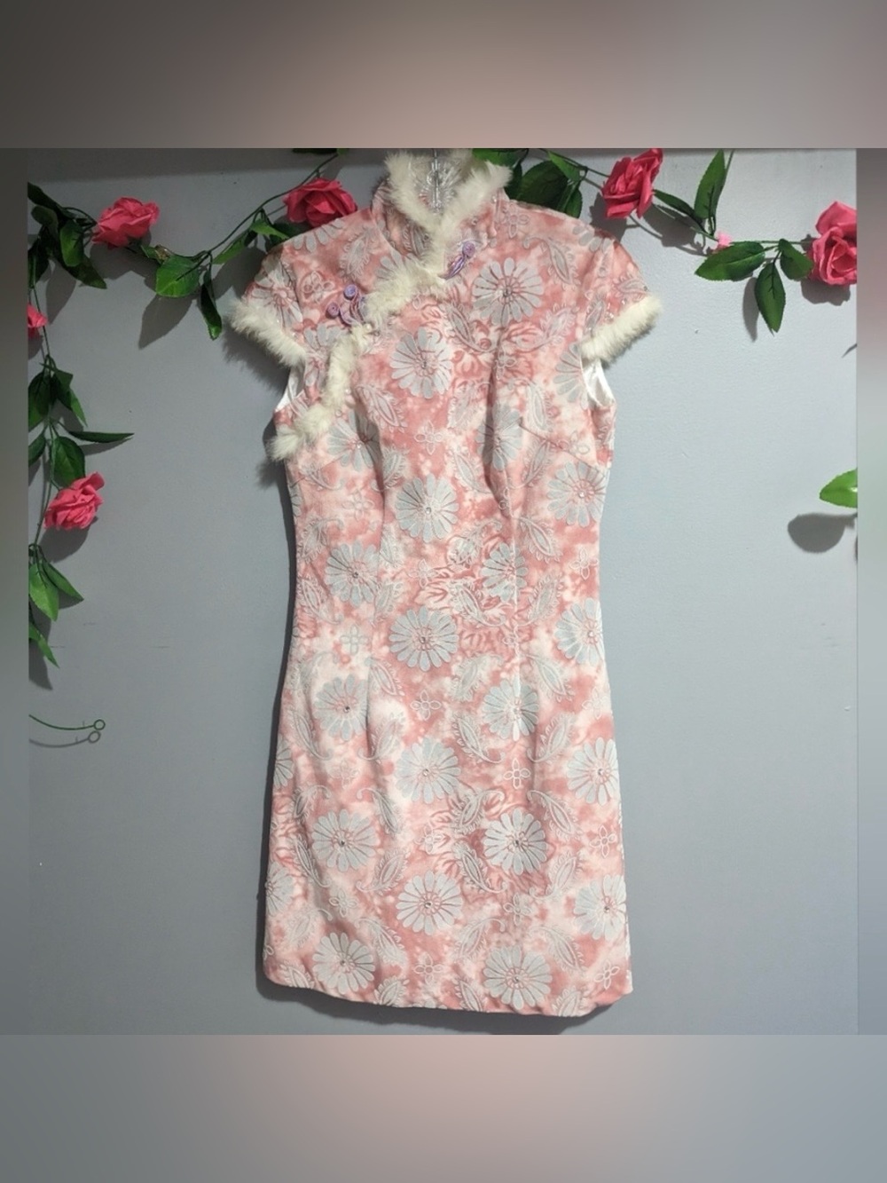 Fur trimmed pink & cream velvet floral print cheongsam Asian style dress S